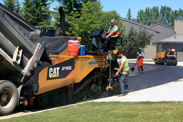 Best Interlocking Driveway Pavers  in Middle Island, NY